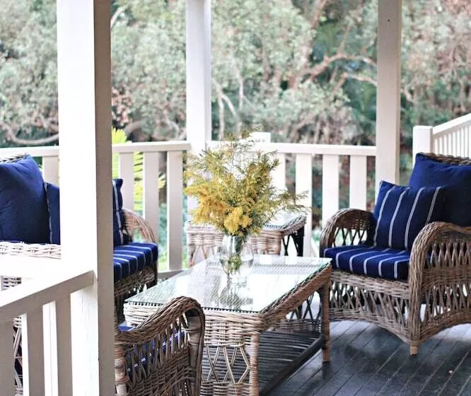 펜션 Bangalow Guesthouse