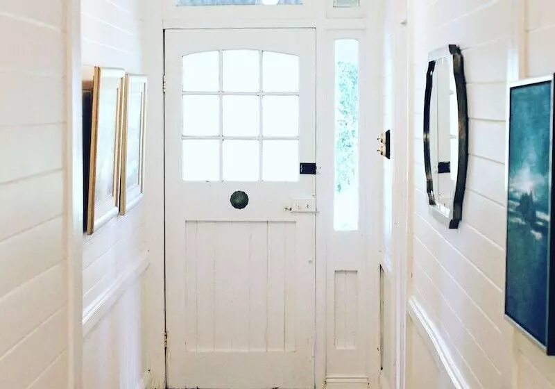 펜션 Bangalow Guesthouse