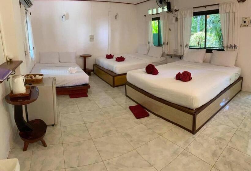 Пансион Khao Sok Jungle Huts Resort