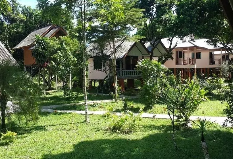 Пансион Khao Sok Jungle Huts Resort