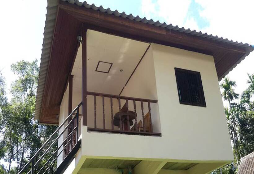 Пансион Khao Sok Jungle Huts Resort