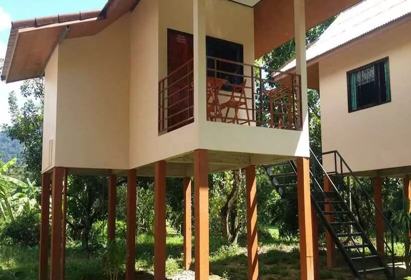 Пансион Khao Sok Jungle Huts Resort