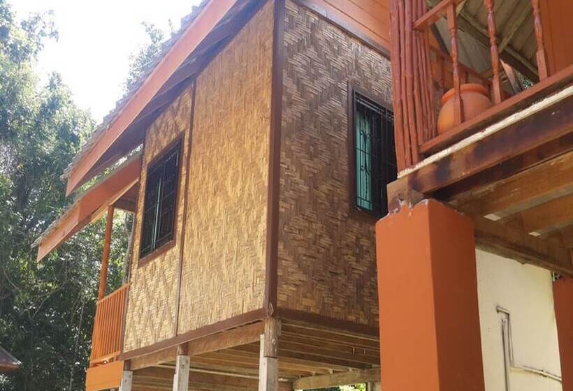 Пансион Khao Sok Jungle Huts Resort