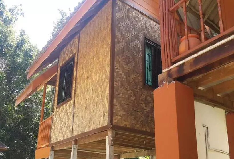 Пансион Khao Sok Jungle Huts Resort