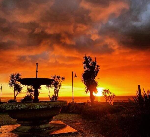 膳宿费 Rosalie Guest House