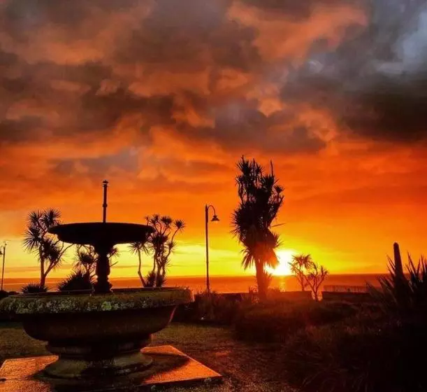 פנסיון Rosalie Guest House