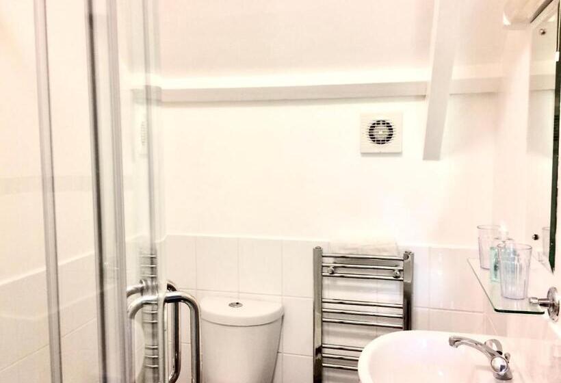 膳宿费 Rosalie Guest House