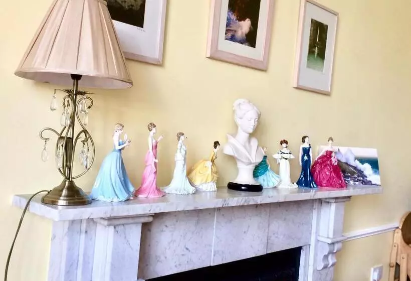 פנסיון Rosalie Guest House