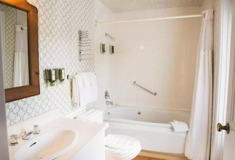 Briars Resort And Spa