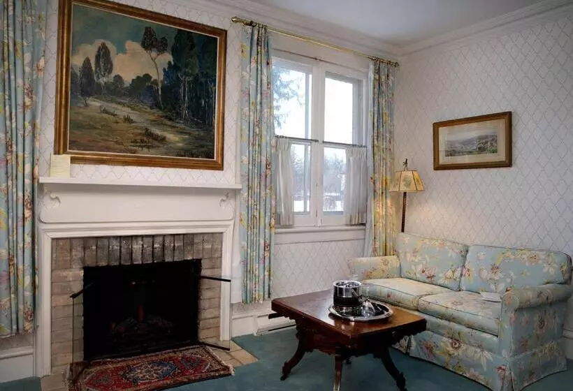 Briars Resort And Spa