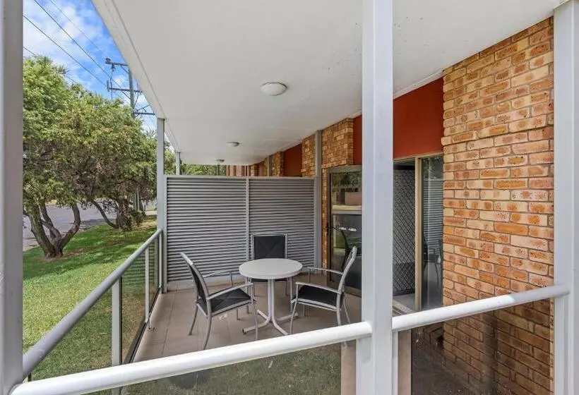 Western Gateway Motel And Apartments