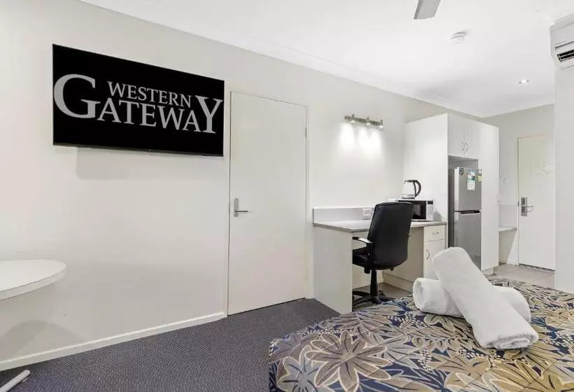 Western Gateway Motel And Apartments