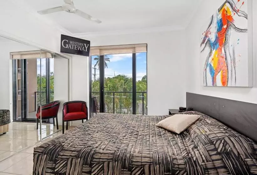 Western Gateway Motel And Apartments