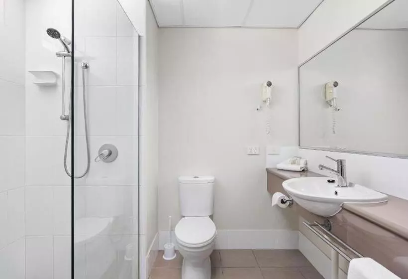 Western Gateway Motel And Apartments