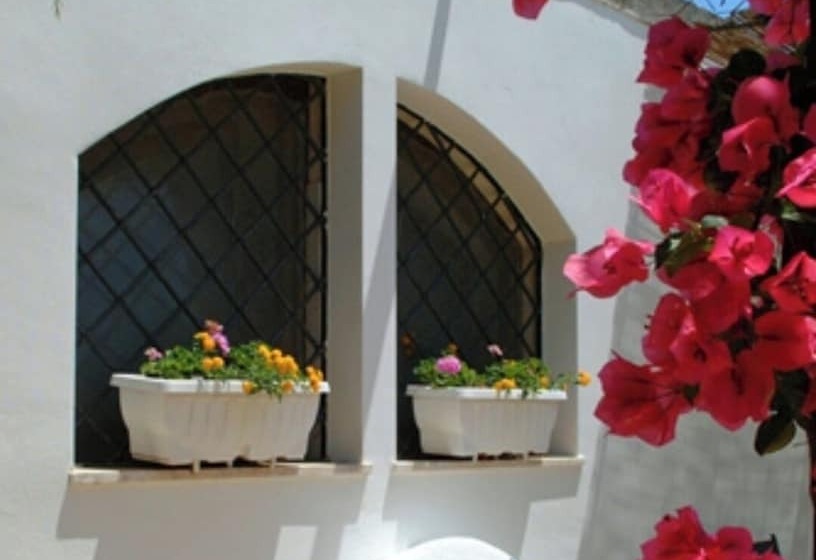 تختخواب و صبحانه Double Room In Ancient Masseria Near The Sea In A Quiet Olive Trees