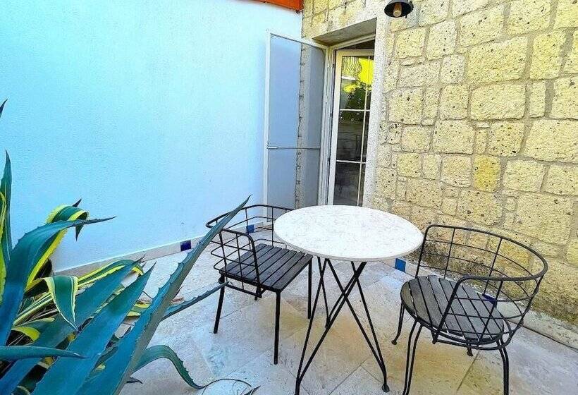 בית מלון כפרי Fedora Alacati