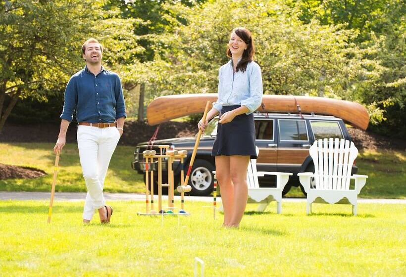 Отель Cape Arundel Inn Club House