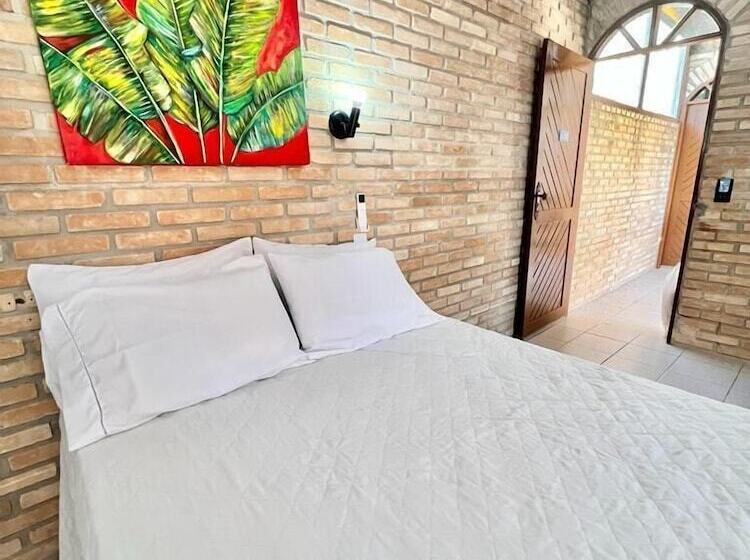 ホテル Pousada Porto Henrris