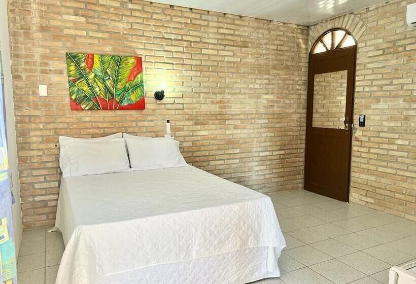 ホテル Pousada Porto Henrris