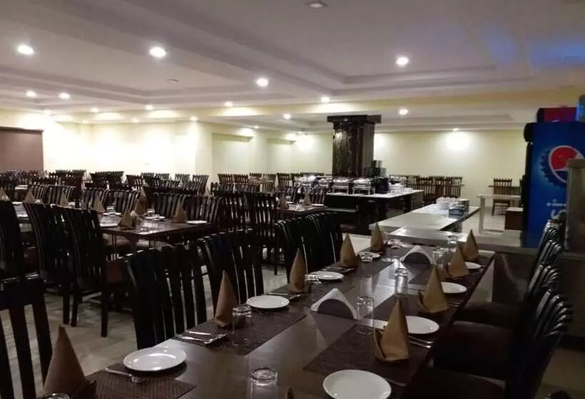 Hotelli The Sravasti Residency