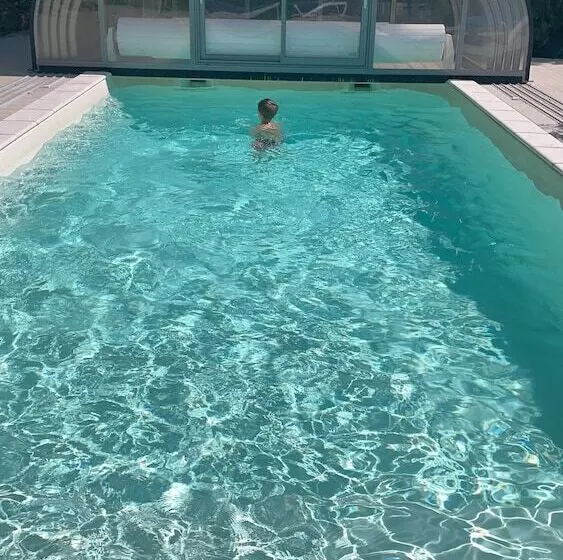 ペンション Les Copains à Bord   Gîtes