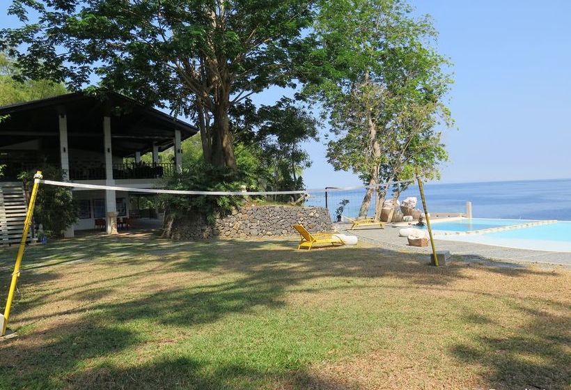 Aiyanar Beach And Dive Resort