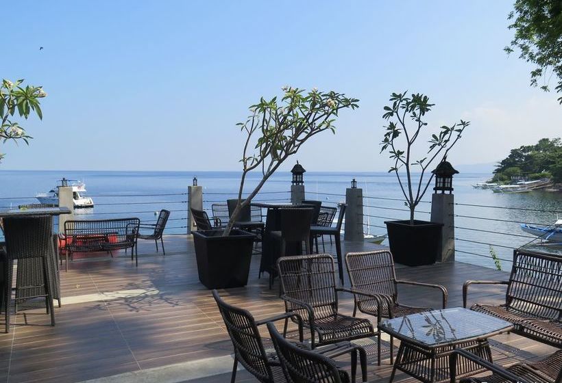 Aiyanar Beach And Dive Resort