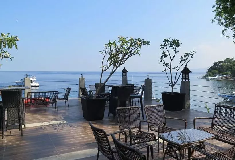 Aiyanar Beach And Dive Resort