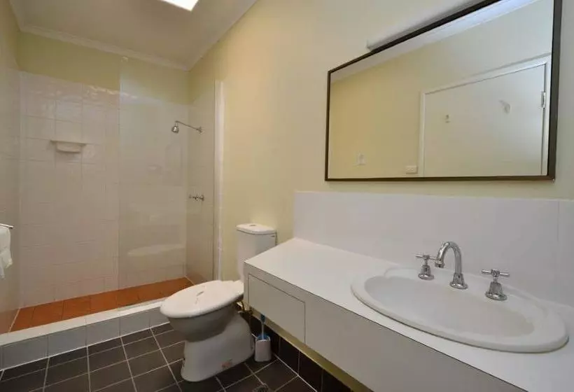 Biloela Centre Motel & Steakhouse Restaurant