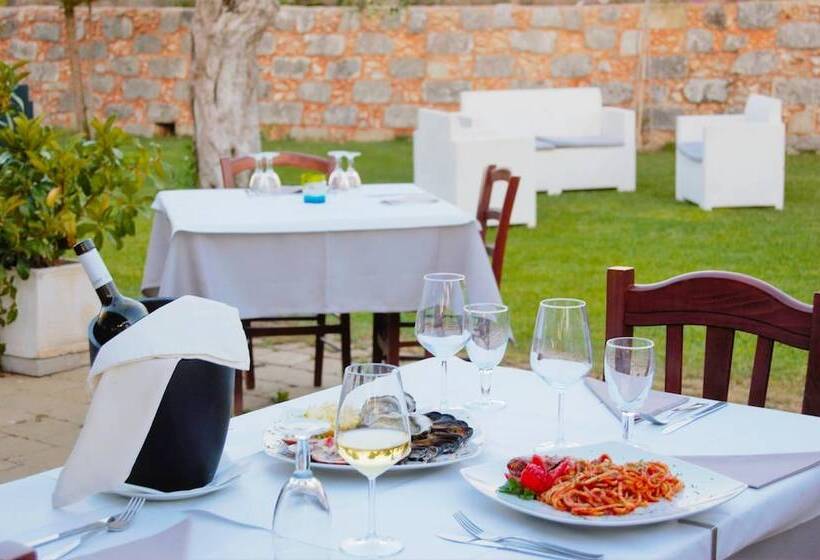 בית מלון כפרי Agriturismo Il Megalite