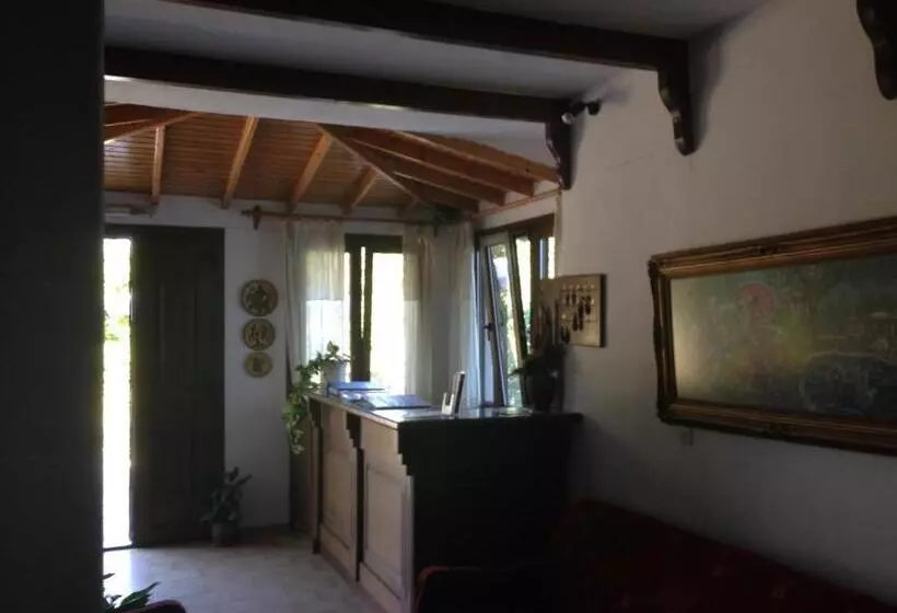 בית מלון כפרי Alekos Rooms And Apartments