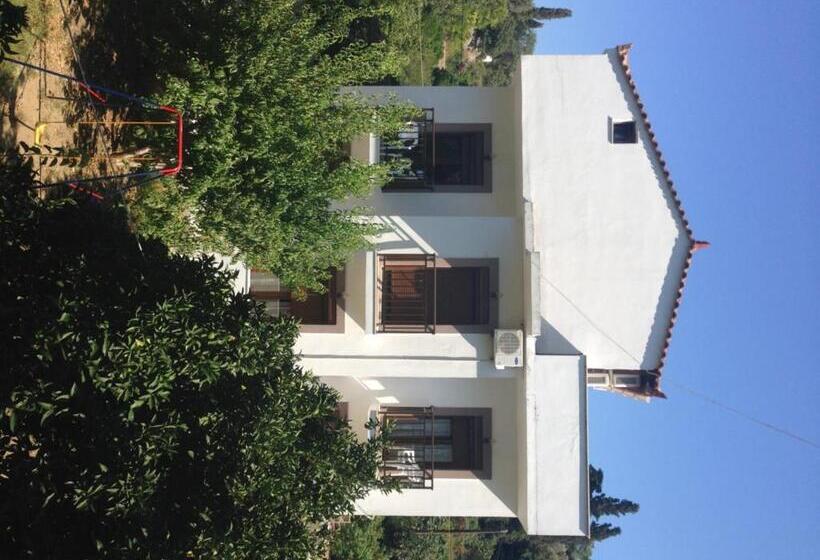 فندق Alekos Rooms And Apartments