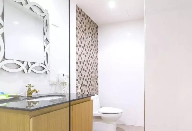 Hotelli Anda Beachside