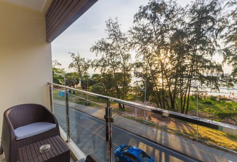 فندق Anda Beachside