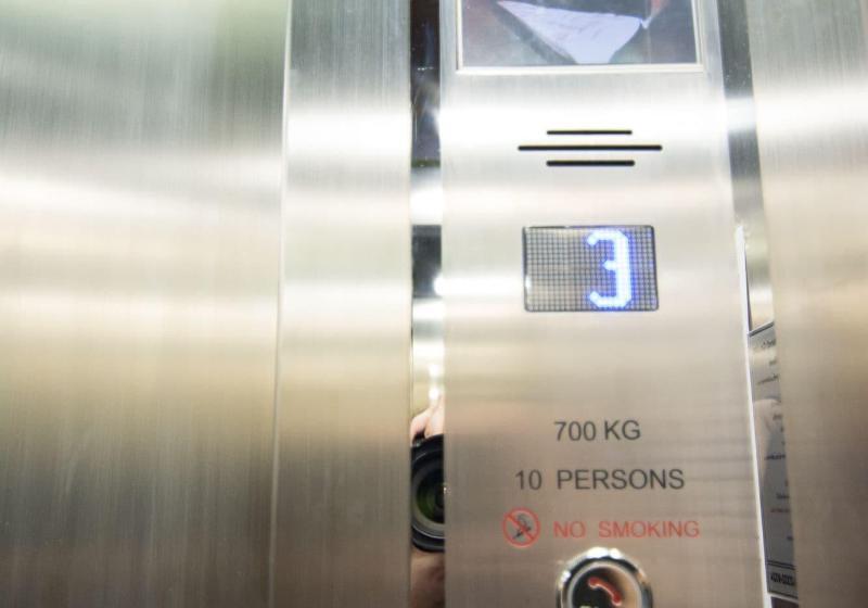 At Ease Hotel Suvarnabhumi