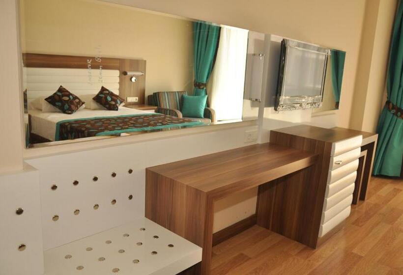 فندق Dizalya Palm Garden   All Inclusive