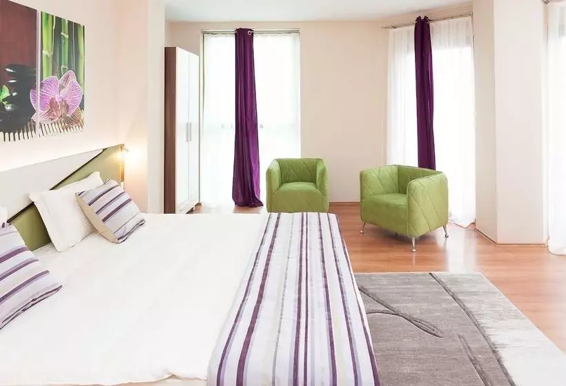 هتل Modern Inn Boutique Skopje