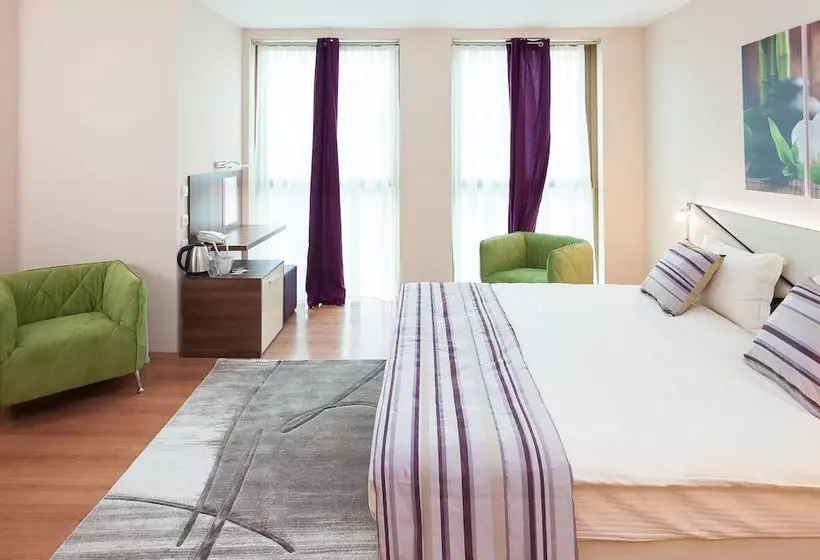 هتل Modern Inn Boutique Skopje