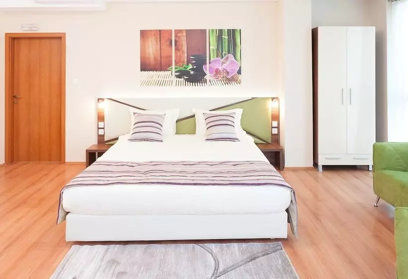 هتل Modern Inn Boutique Skopje