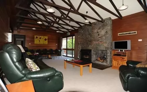 酒店 Mowamba River Lodge