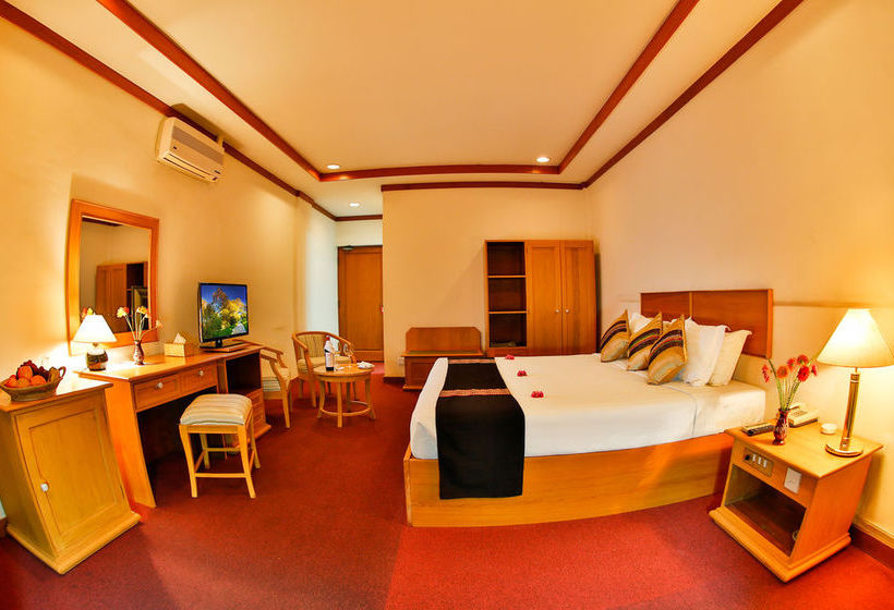 هتل Amazing Kengtong Resort