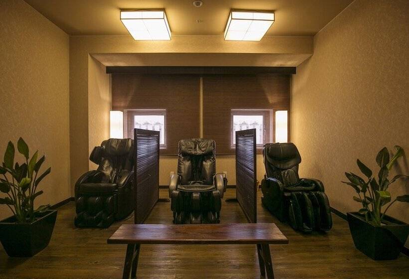 فندق Nishitetsu Inn Kurosaki