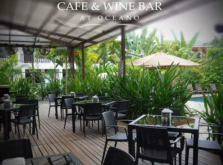 Oceano Boutique Hotel & Gallery