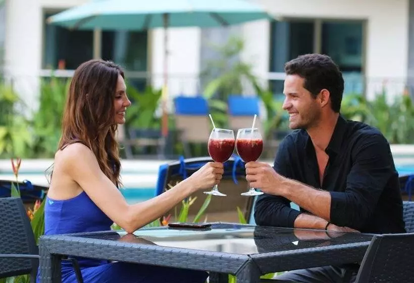 Oceano Boutique Hotel & Gallery