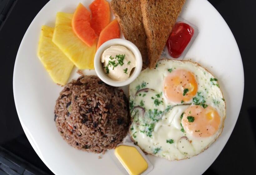 Oceano Boutique Hotel & Gallery