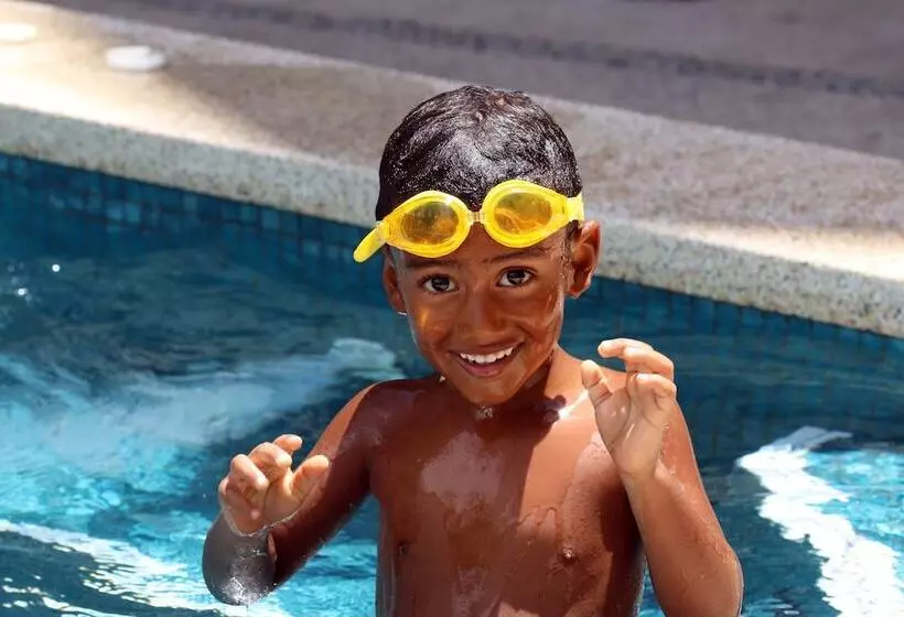 Oceano Boutique Hotel & Gallery