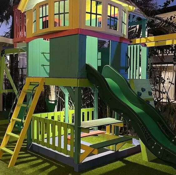 Oceano Boutique Hotel & Gallery