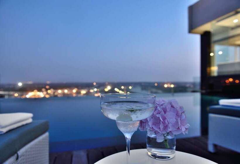 Renaissance Lucknow Hotel, Gomti Nagar