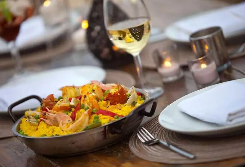 Renaissance Lucknow Hotel, Gomti Nagar