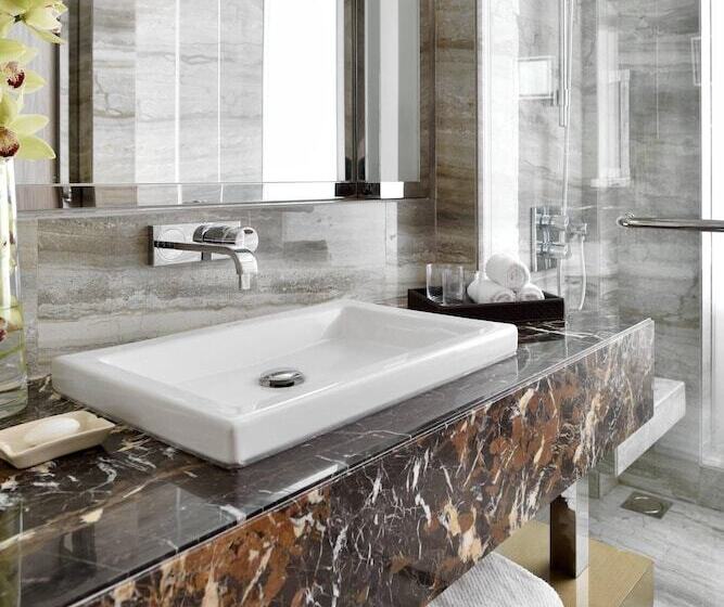 Renaissance Lucknow Hotel, Gomti Nagar